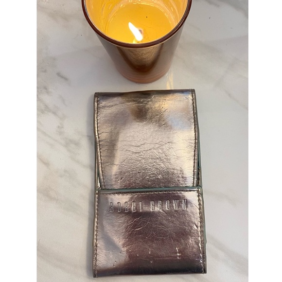 Bobbi Brown Mini Brush Set with Leather bag. - Picture 6 of 9